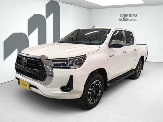 TOYOTA HILUX 2.8 D-4D TURBO DIESEL CD SRX 4X4 AUTOMÁTICO